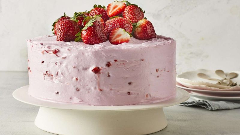 9 Homemade Cakes That Everyone Should Bake At Least Once